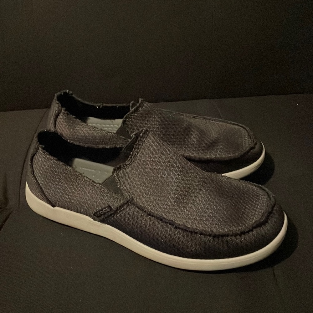 Mens Crocs size 9